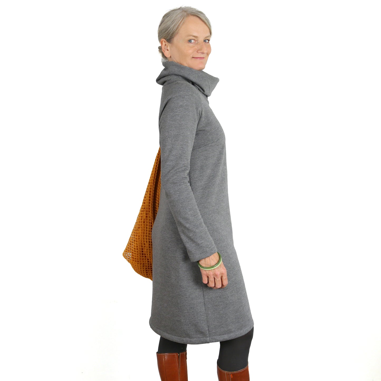 Sweatkleid mit Rollkragen, FRAU POLLY, Papierschnitt