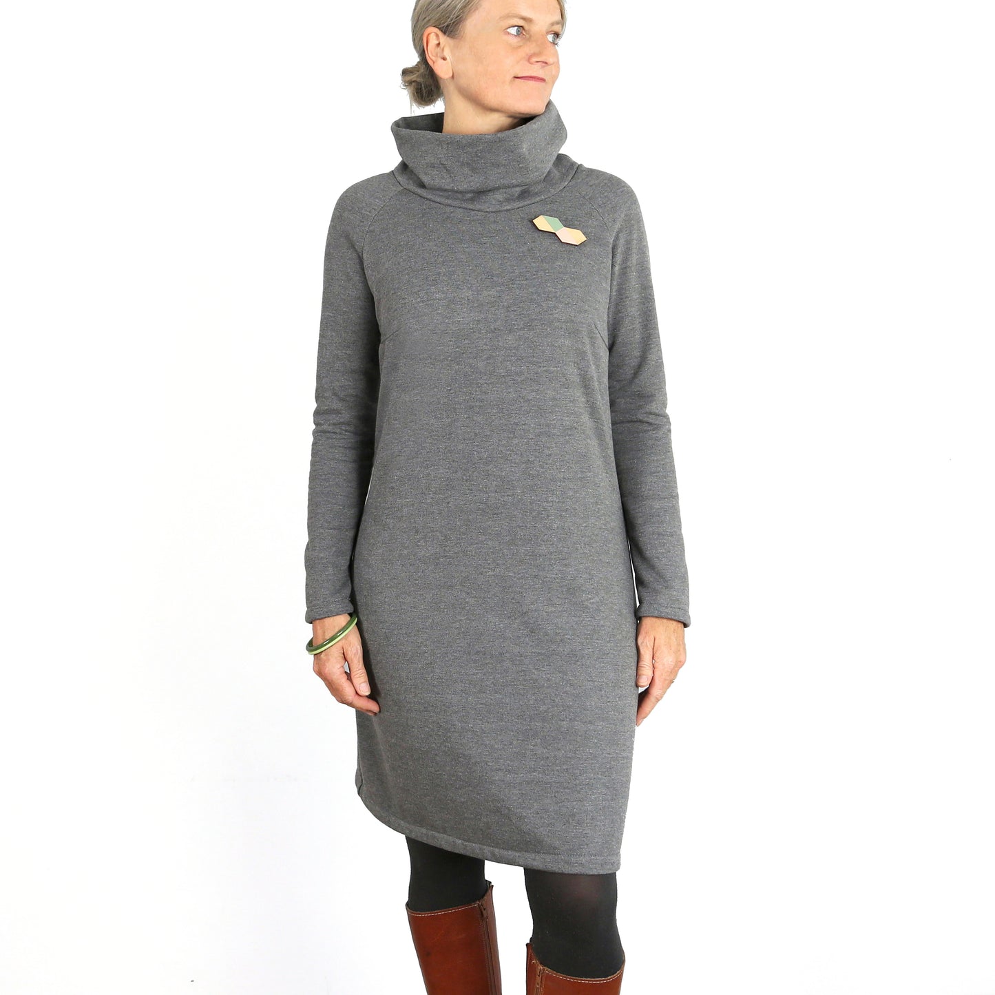 Sweatkleid mit Rollkragen, FRAU POLLY, Papierschnitt