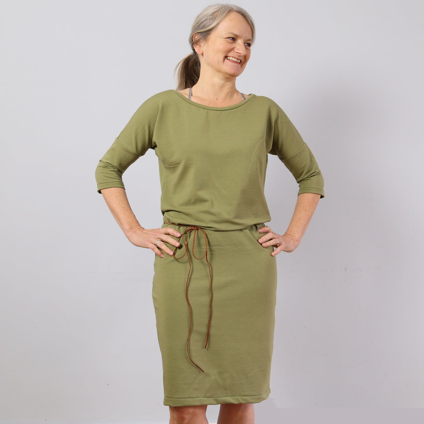 Sweatkleid FRAU ELLY | Papierschnitt
