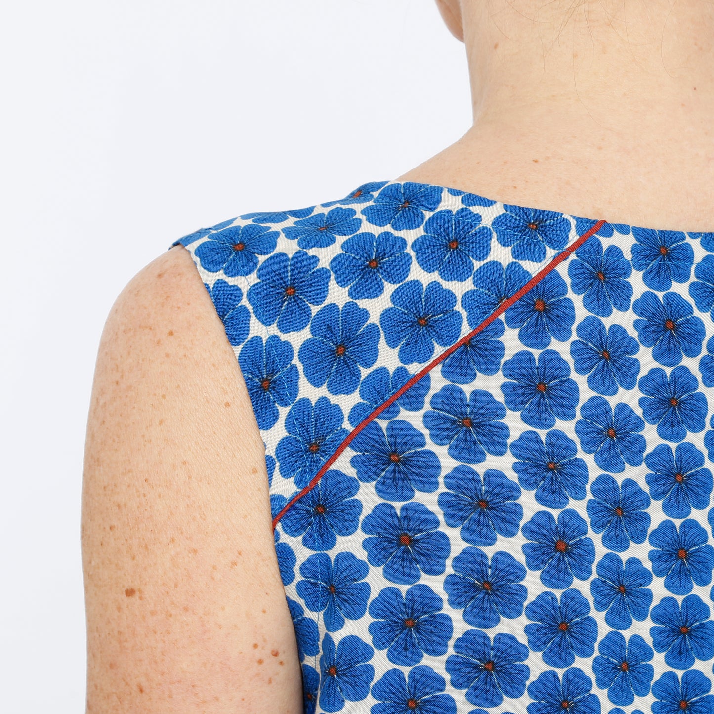 Top FRAU MERLE | Papierschnitt