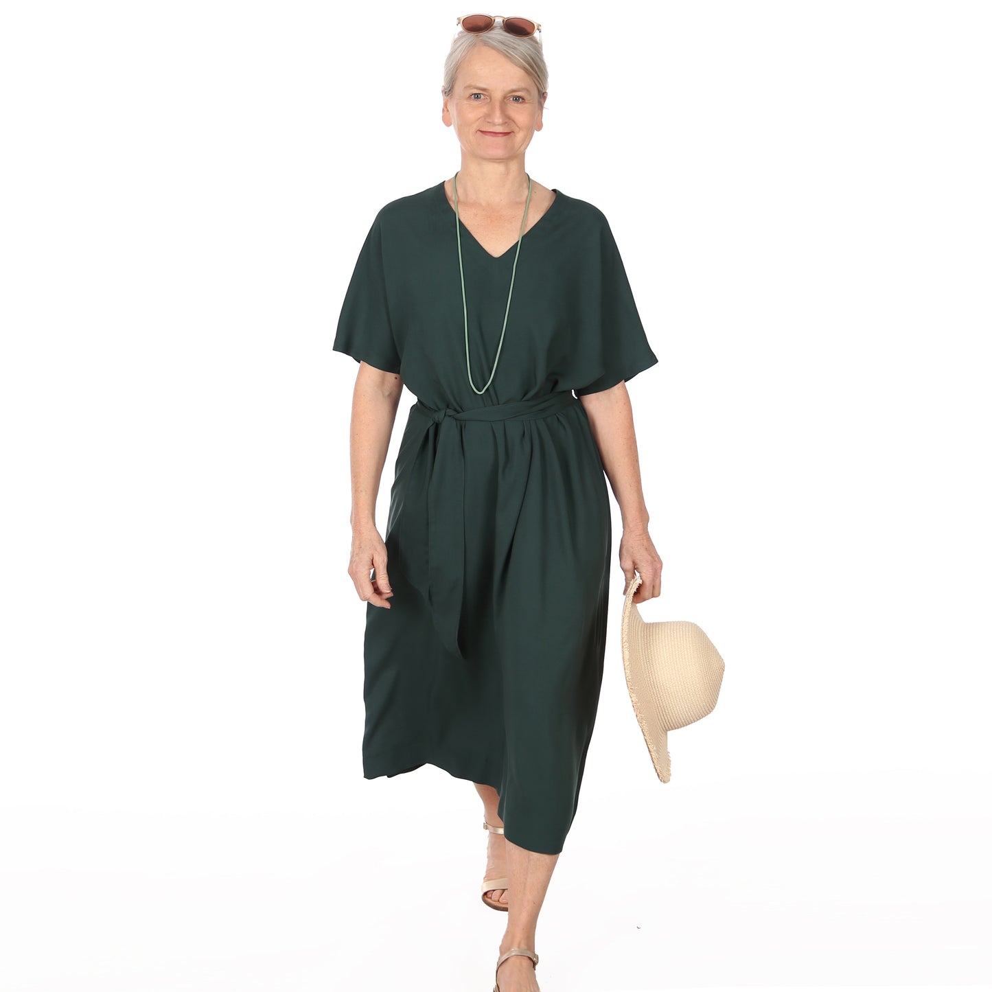 Kleid mit V-Ausschnitt FRAU IVA | Papierschnitt