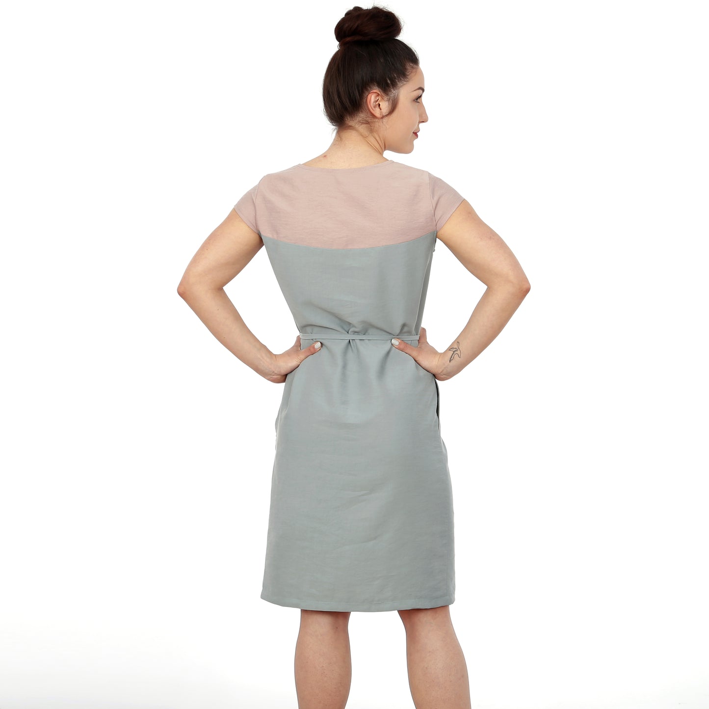 Kurzarmkleid FRAU ALVA | Papierschnitt