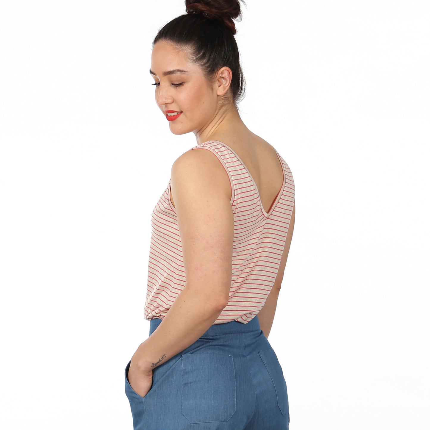 Top FRAU JILL | Papierschnitt