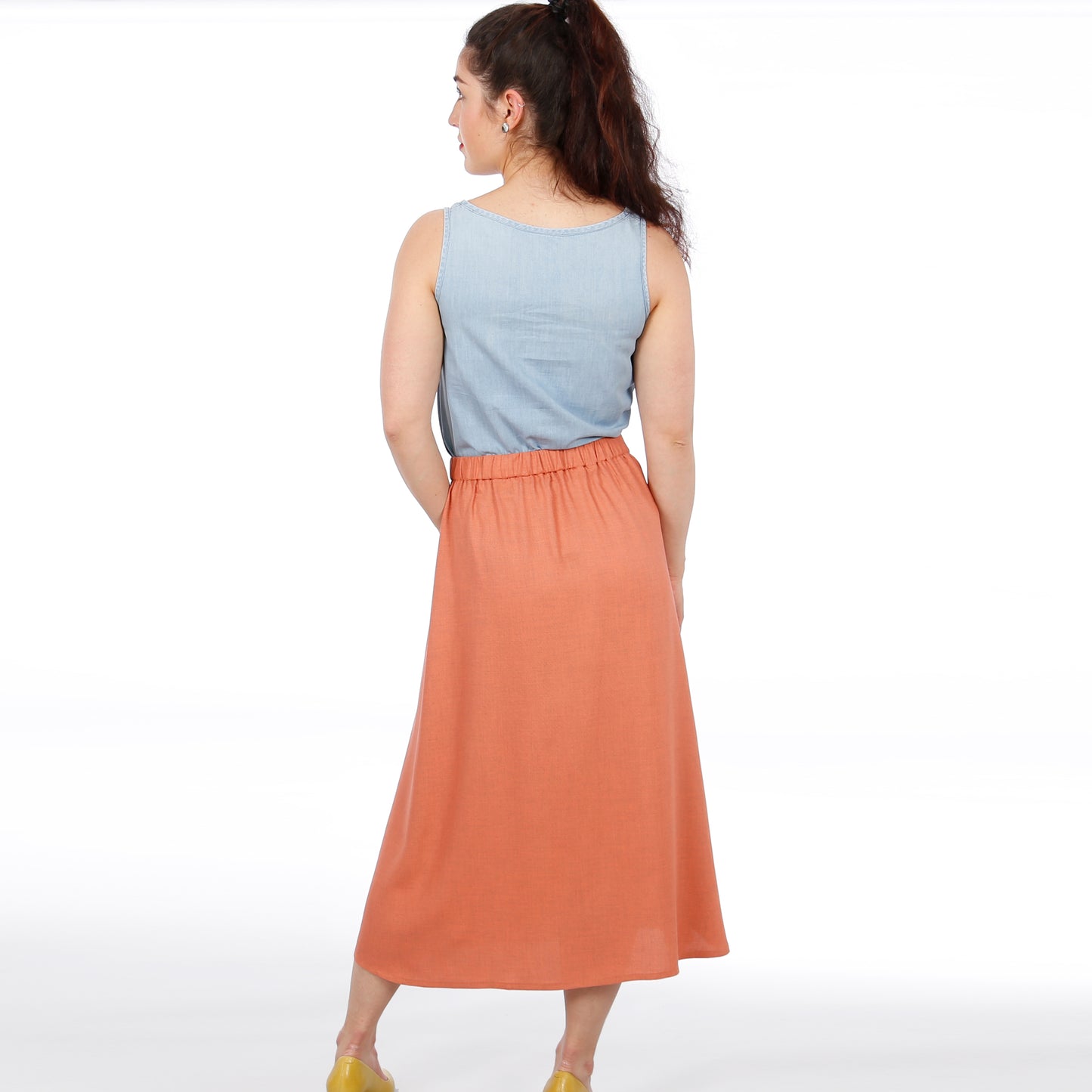 Rock FRAU CARRY | Papierschnitt