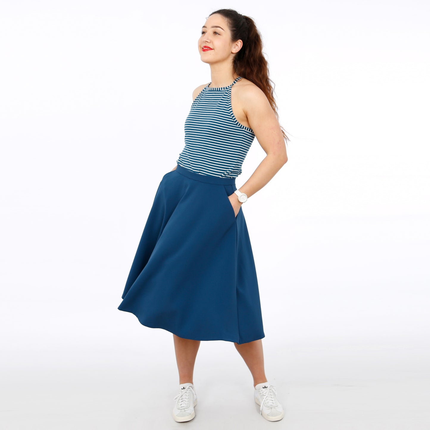Top FRAU ELIN | Papierschnitt