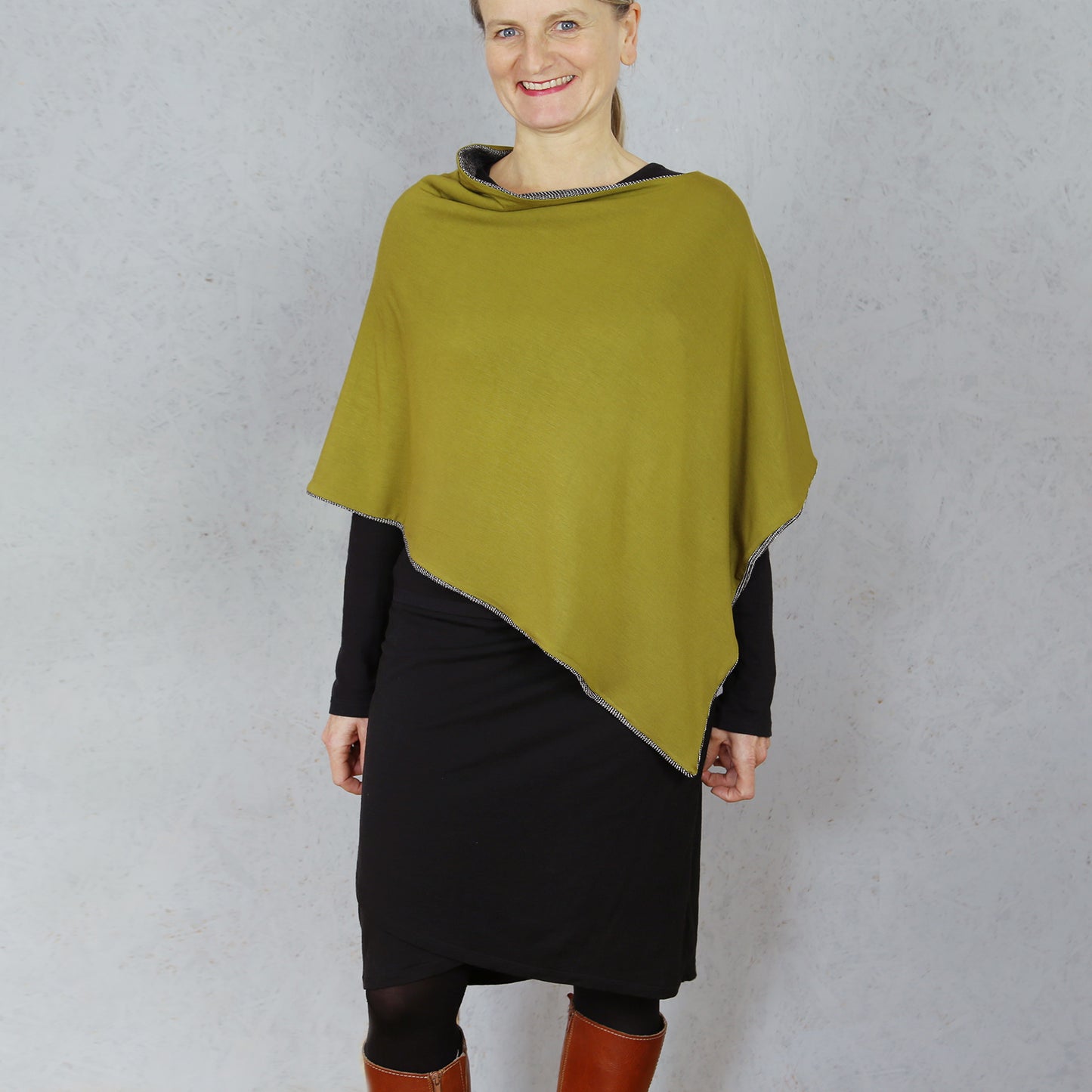 Wendeponcho FRAU PENNY | Papierschnitt
