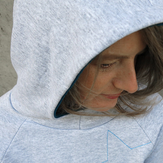 Hoodie FRAU TONI | Papierschnitt