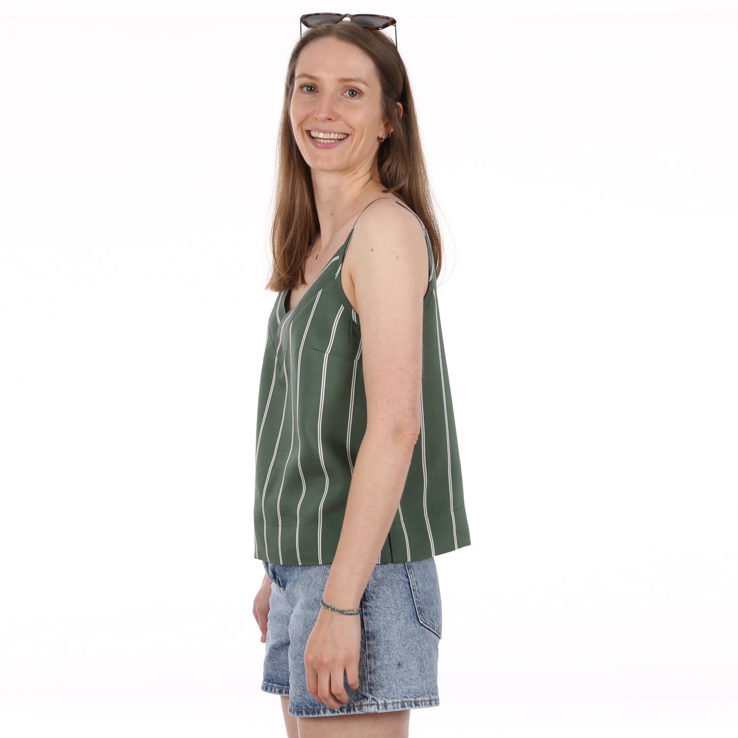 Top FRAU ASTA | Papierschnitt