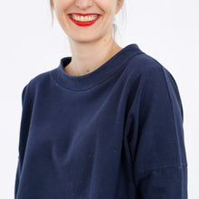Laden Sie das Bild in den Galerie-Viewer, Oversized Sweater,  FRAU ISA, Papierschnitt