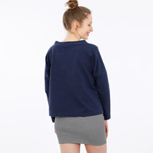 Laden Sie das Bild in den Galerie-Viewer, Oversized Sweater,  FRAU ISA, Papierschnitt