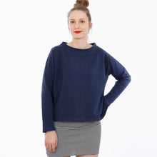 Laden Sie das Bild in den Galerie-Viewer, Oversized Sweater,  FRAU ISA, Papierschnitt