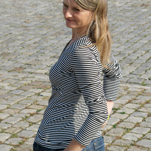 Shirt in Wickeloptik, FRAU LIESE, Papierschnitt