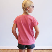 Laden Sie das Bild in den Galerie-Viewer, Lässiges Basicshirt mit kurzen Ärmeln, TINA, Papierschnitt