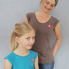 Laden Sie das Bild in den Galerie-Viewer, Trägershirt, FRAU JOSY, Papierschnitt