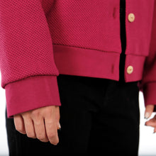 Laden Sie das Bild in den Galerie-Viewer, Cardigan im Blousonstyle, FRAU AYLA, Papierschnitt