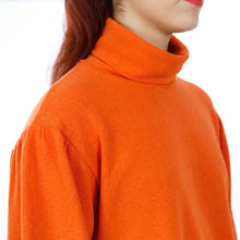 Laden Sie das Bild in den Galerie-Viewer, Pullover mit gekräuseltem Ärmel • FRAU OKE, e-book